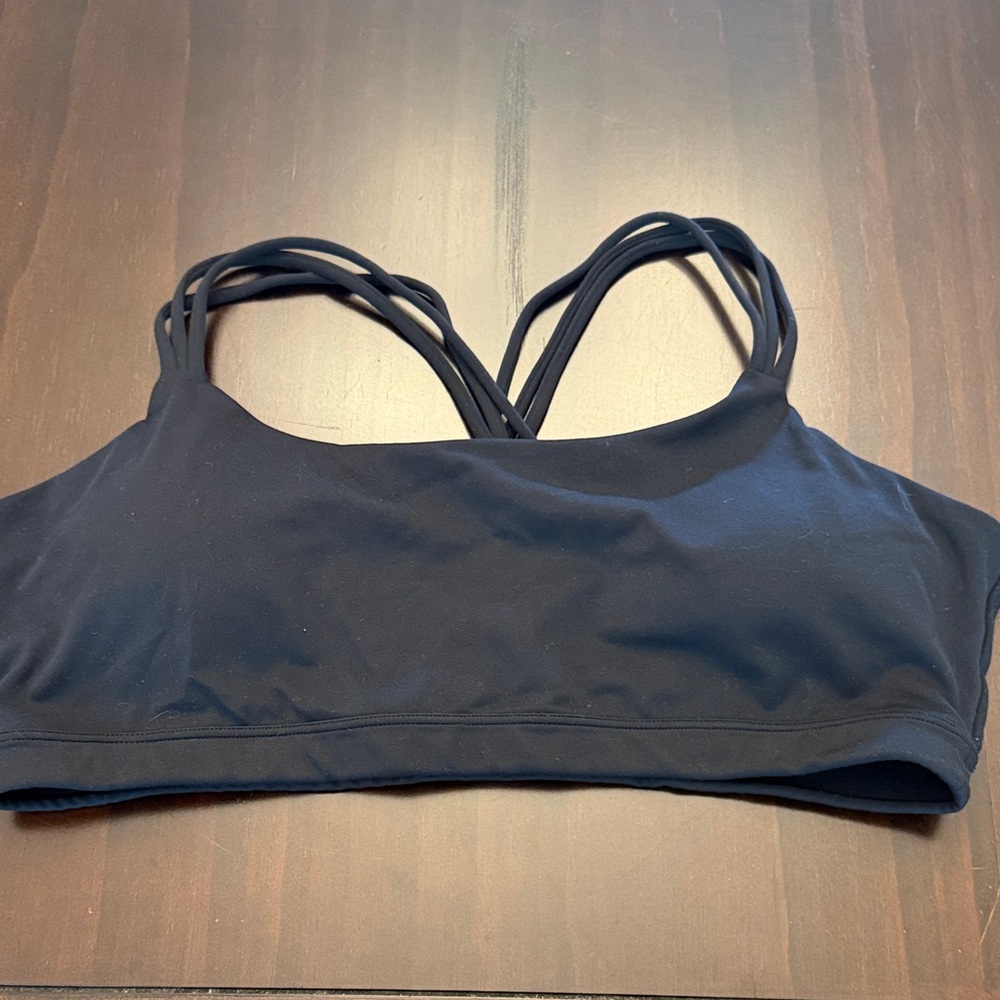 GAP Midnight Strappy Sports Bra